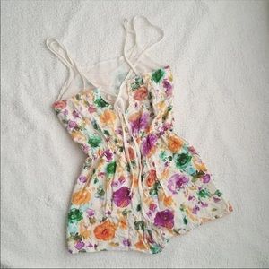 Offers welcome✅ Floral romper